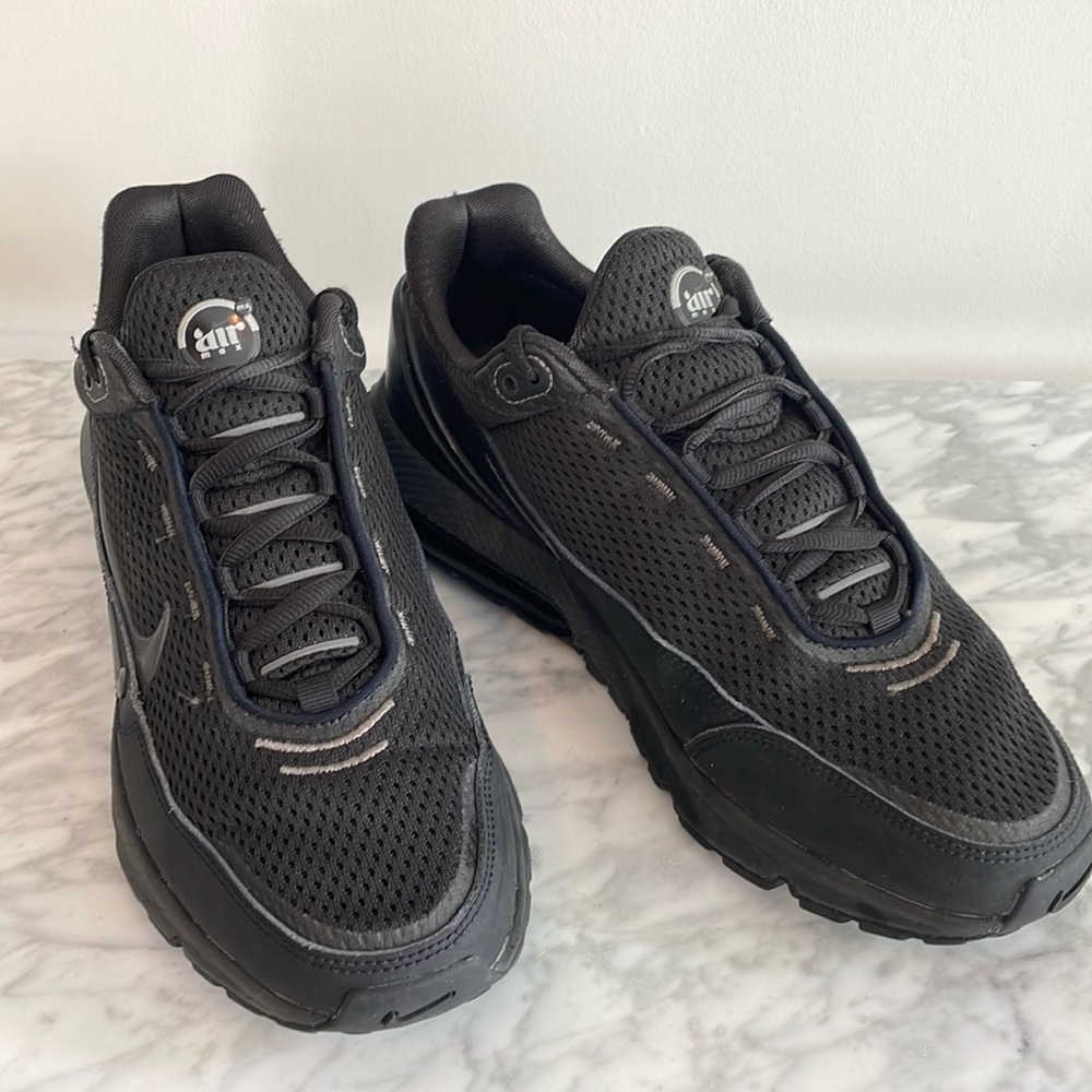 Nike Air Max Pulse Sneaker